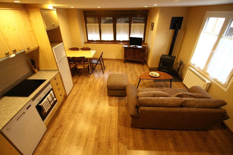 Snoe Apartamentos Mont Romies Plaza Salardú 외부 사진