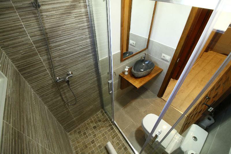 Snoe Apartamentos Mont Romies Plaza Salardú 외부 사진